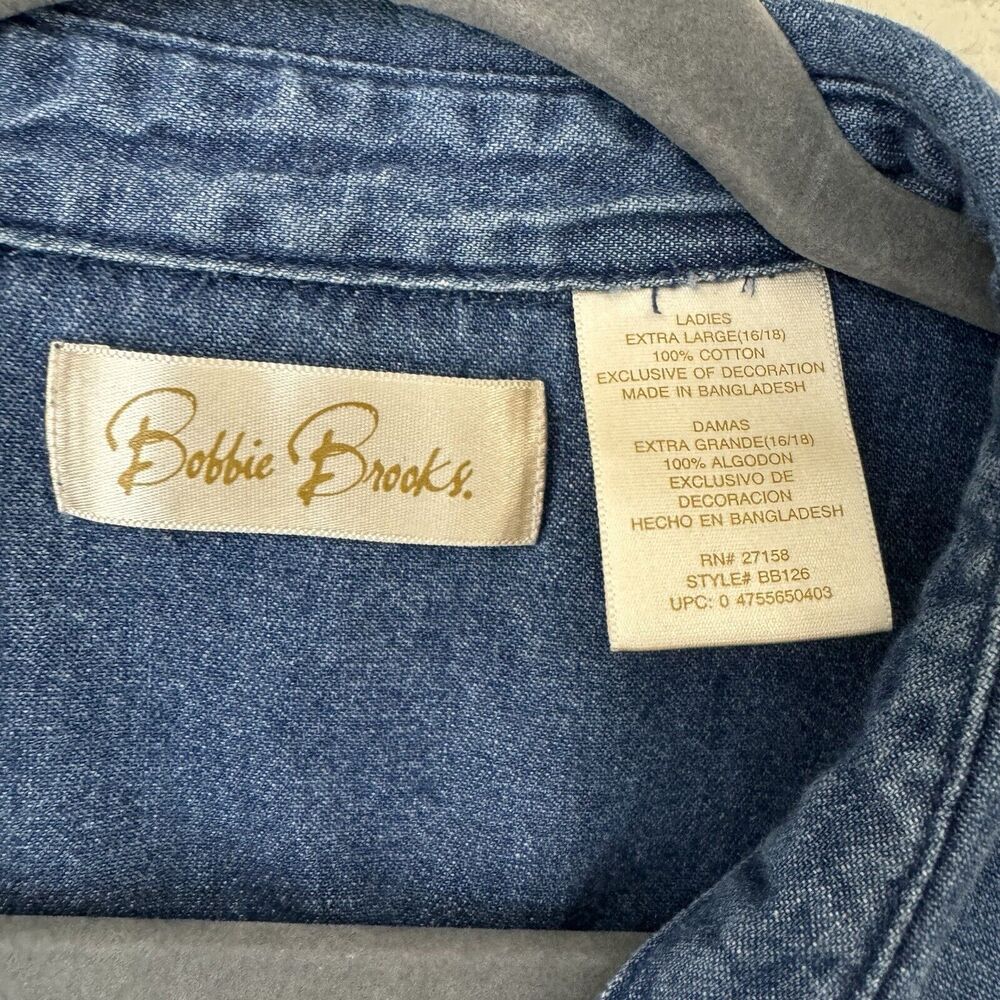 Bobby Brooks Shirt Womens Size XL Embroidered Christmas Holly Denim FLAW - Picture 8 of 9